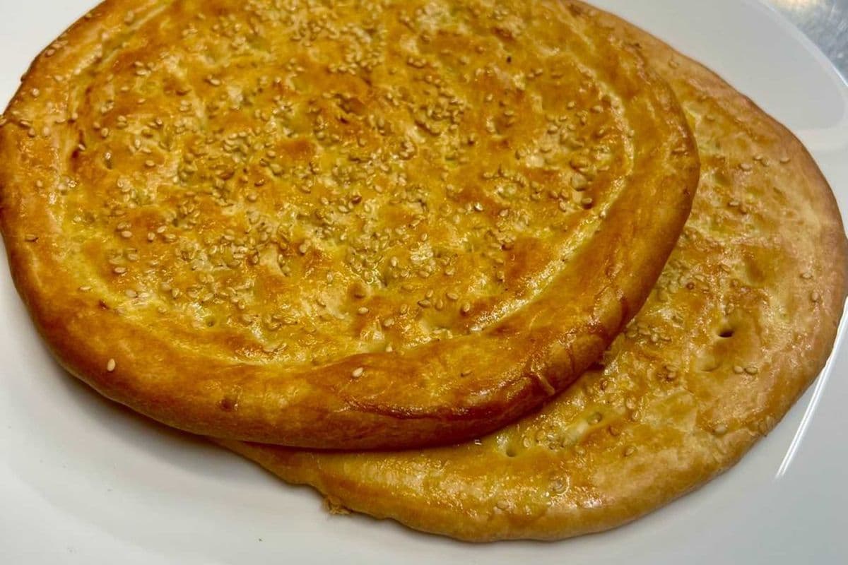 Plain Naan (1 piece)