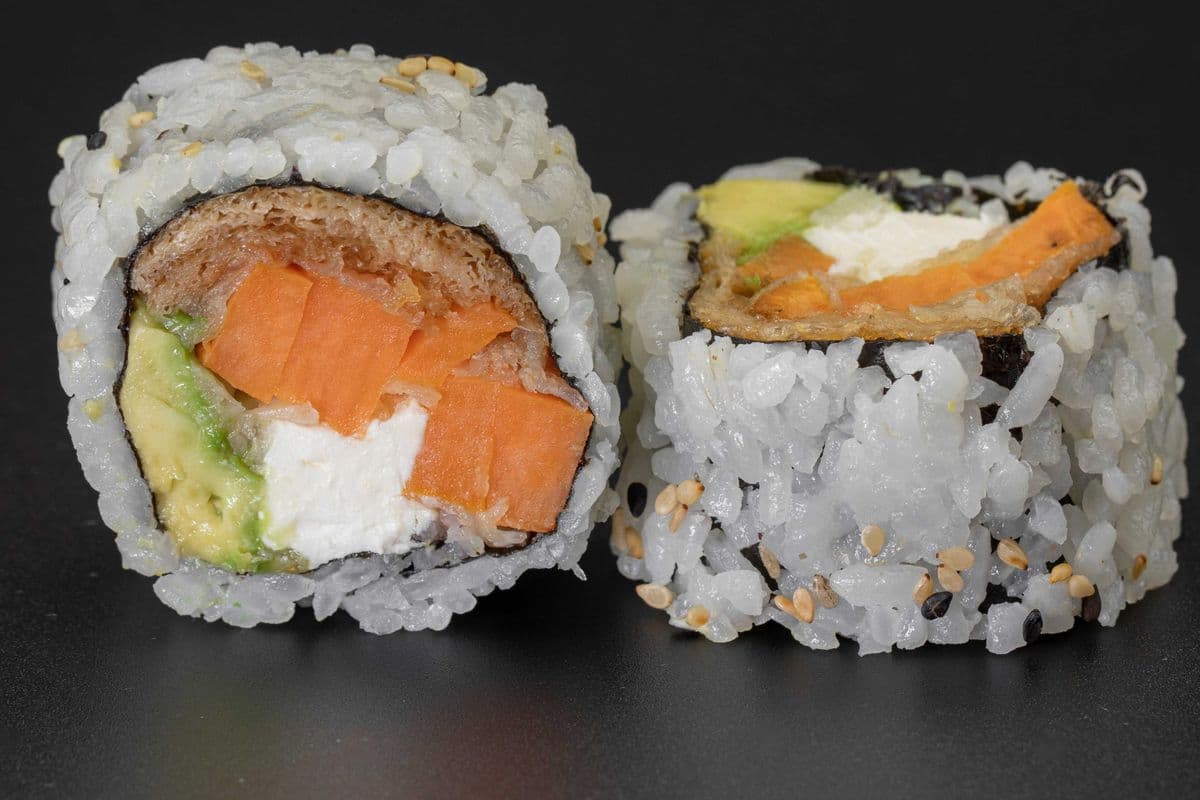 S06. Paradise Roll Roll (8 pcs)