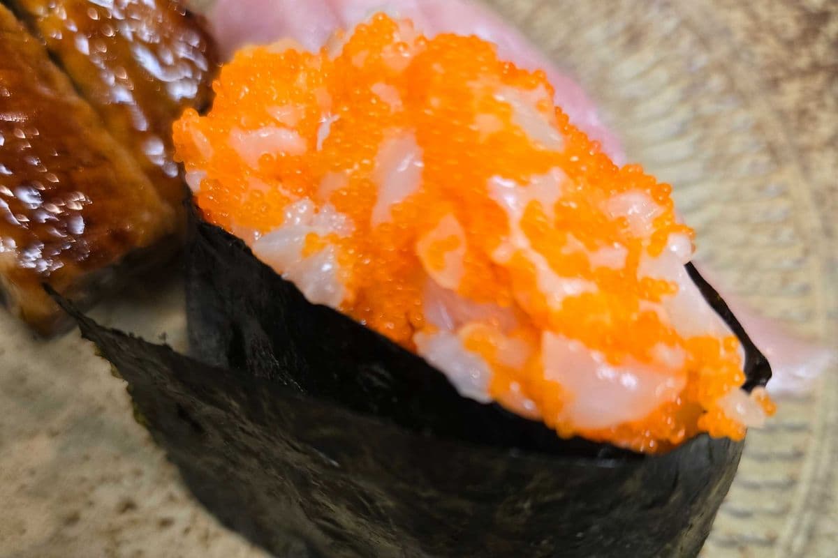 Chopped Scallop Gunkan Maki