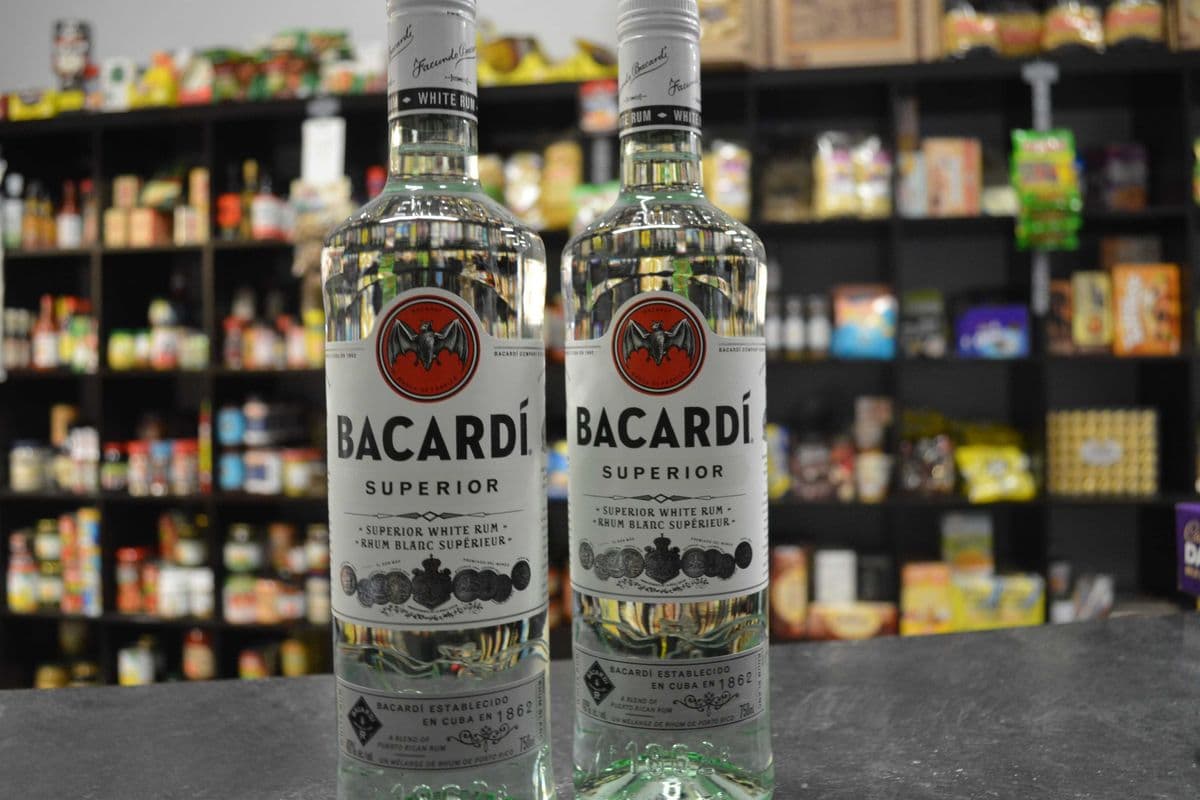 Bacardi Superior (750 ml Bottle) (1 x 750)