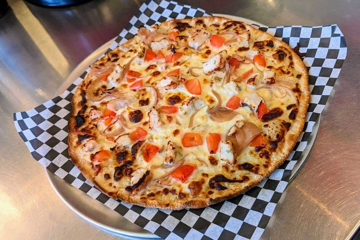 Toscana - 12" Rosemary Chicken Pizza