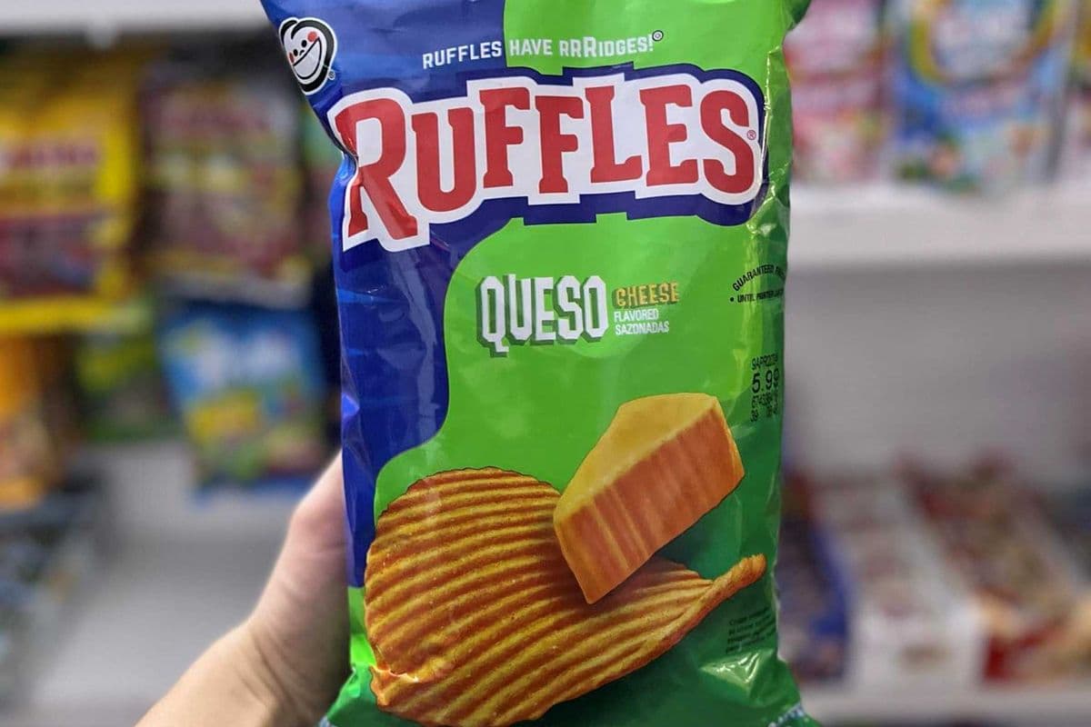 (USA) RUFFLES QUESO - 80Z