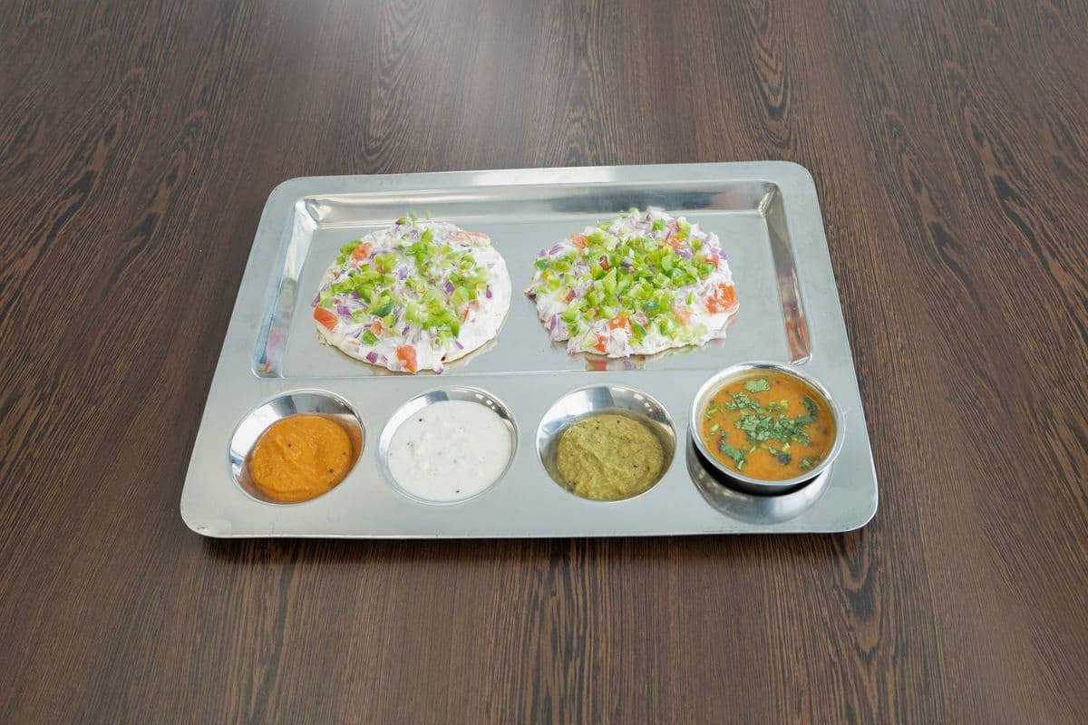 Veg Uttapam