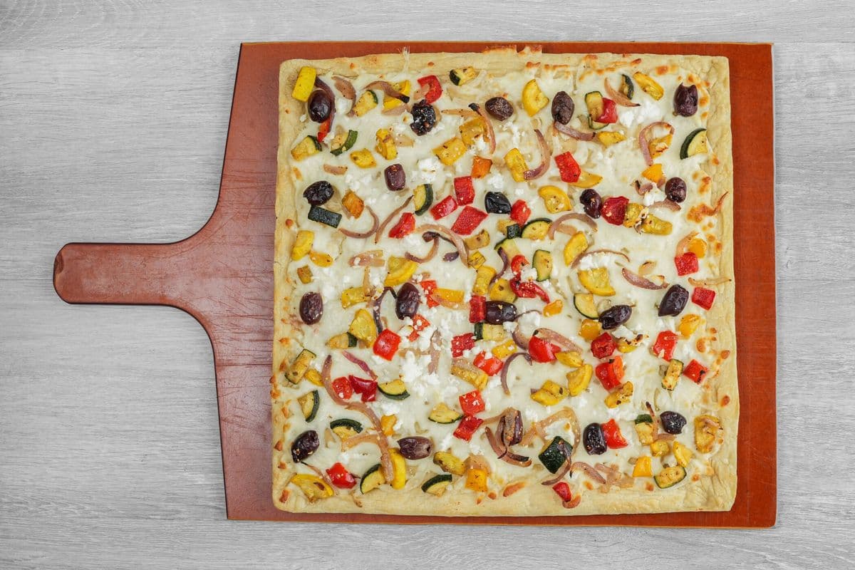 Mediterranean Pizza