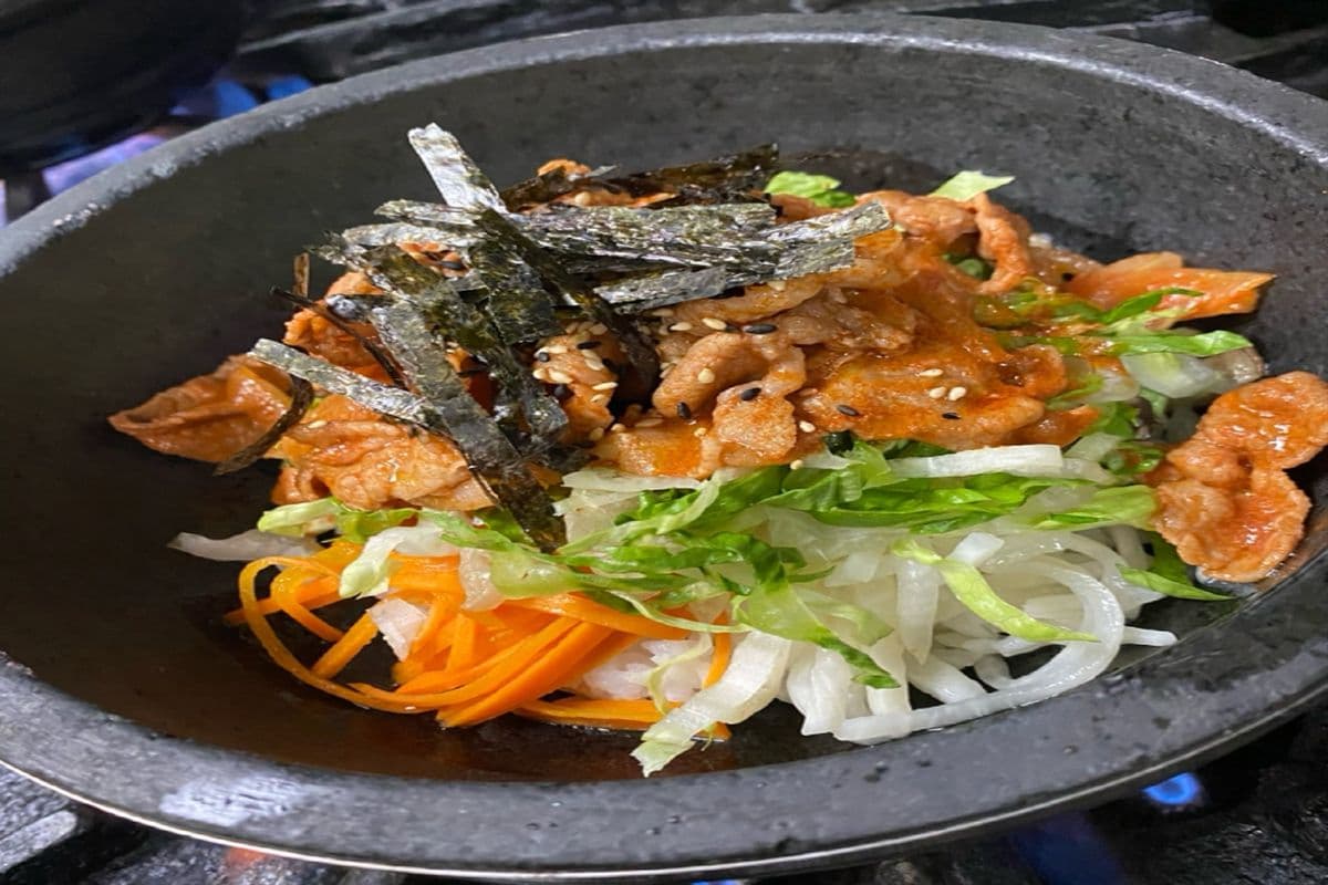 Jeyuk Bibimbap / 제육비빔밥