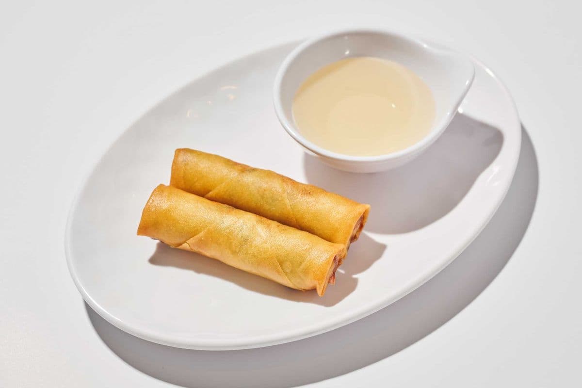Rouleaux impériaux végétariens (2 mcx) / Vegetarian Imperial Rolls (2 pcs)
