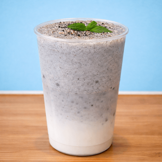 Black Sesame Iced Latte / 흑임자 라떼 / 黑芝麻拿铁(冰)