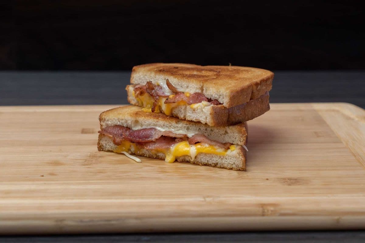 Bacon Grilled Cheese Sandwich