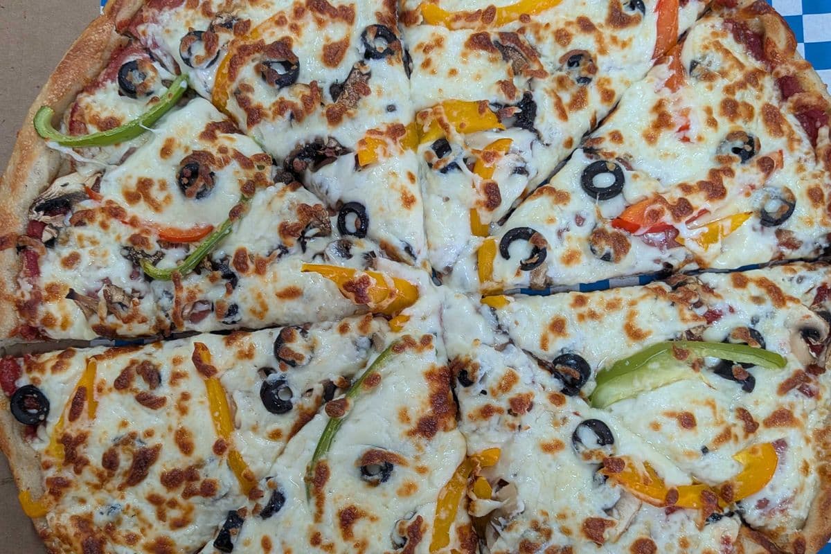Classic Vegetarian Pizza 12"