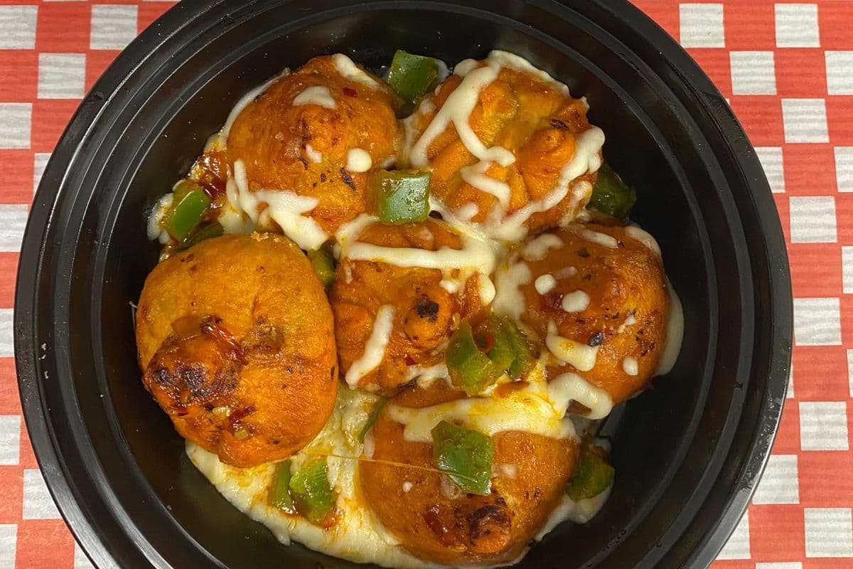 MOMOS ( VEGETABLES ) (6 PIECES )