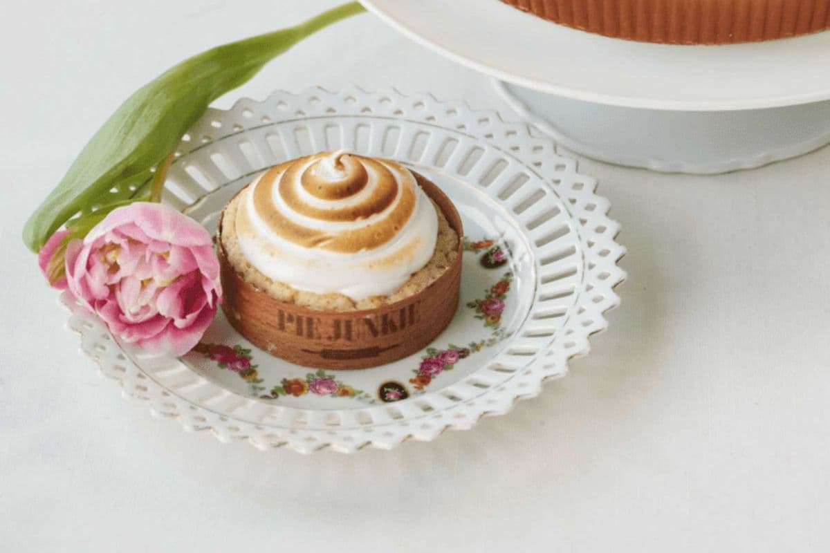 Lemon Meringue Pie (8 cm)