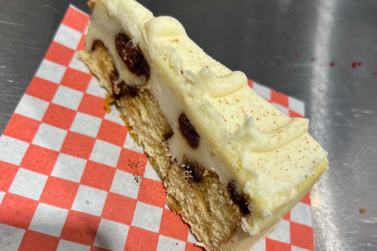 Cinnamon Bun Cheesecake