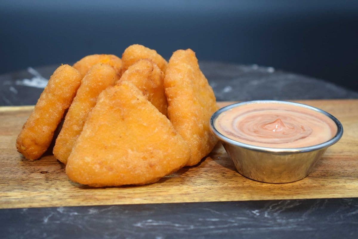 Mac and Cheese Bites (7 pcs)