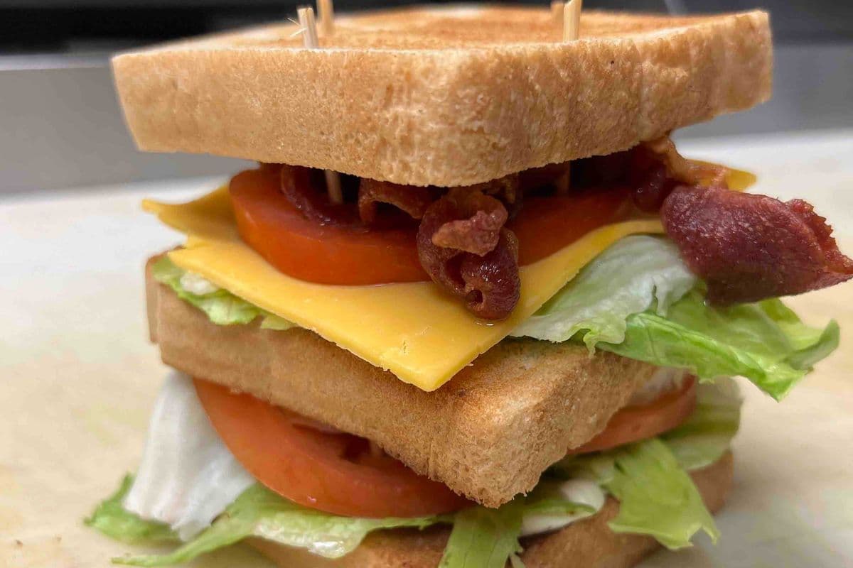 BLT