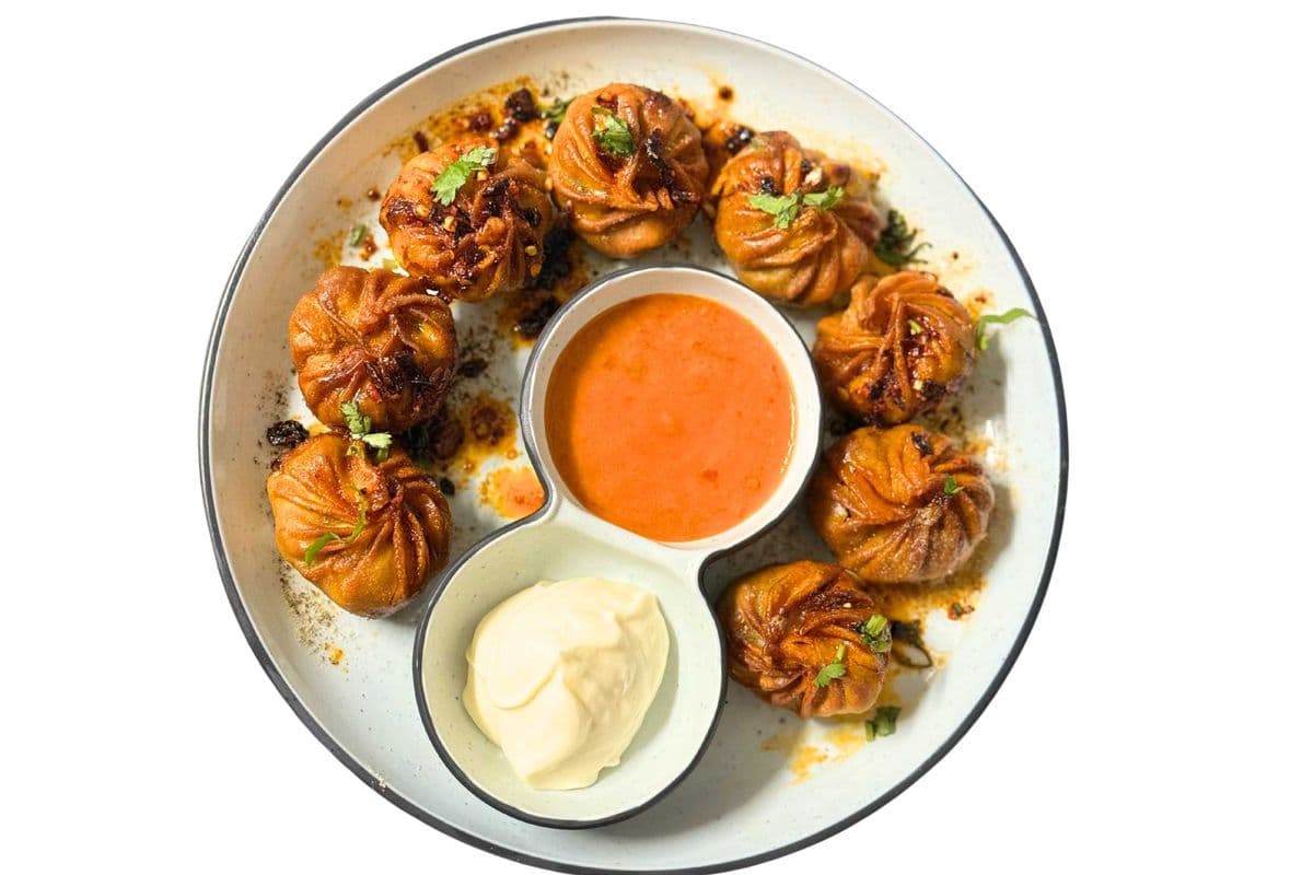 Fried Lamb Momos (8 Pcs)