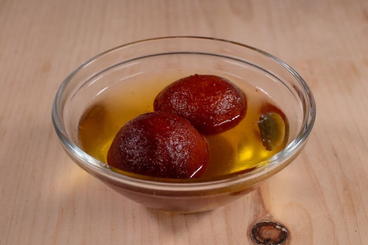Gulab Jamun (2 pcs)