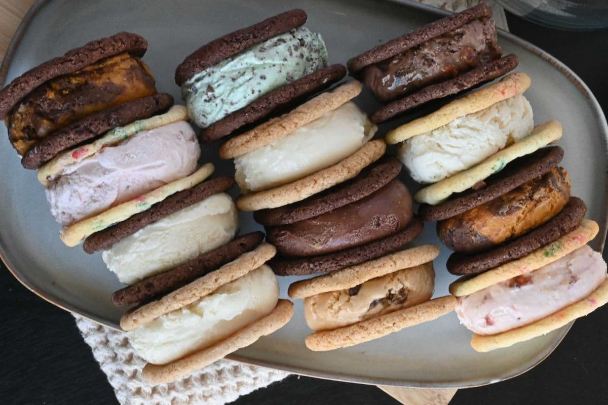 12 Ice Cream Sandwiches Variety Box (12 pcs)