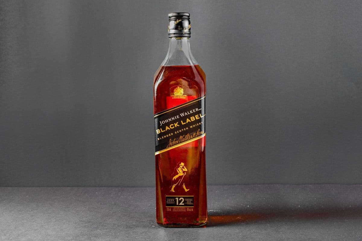 Johnnie Walker Black Label (1 x 750 ml)
