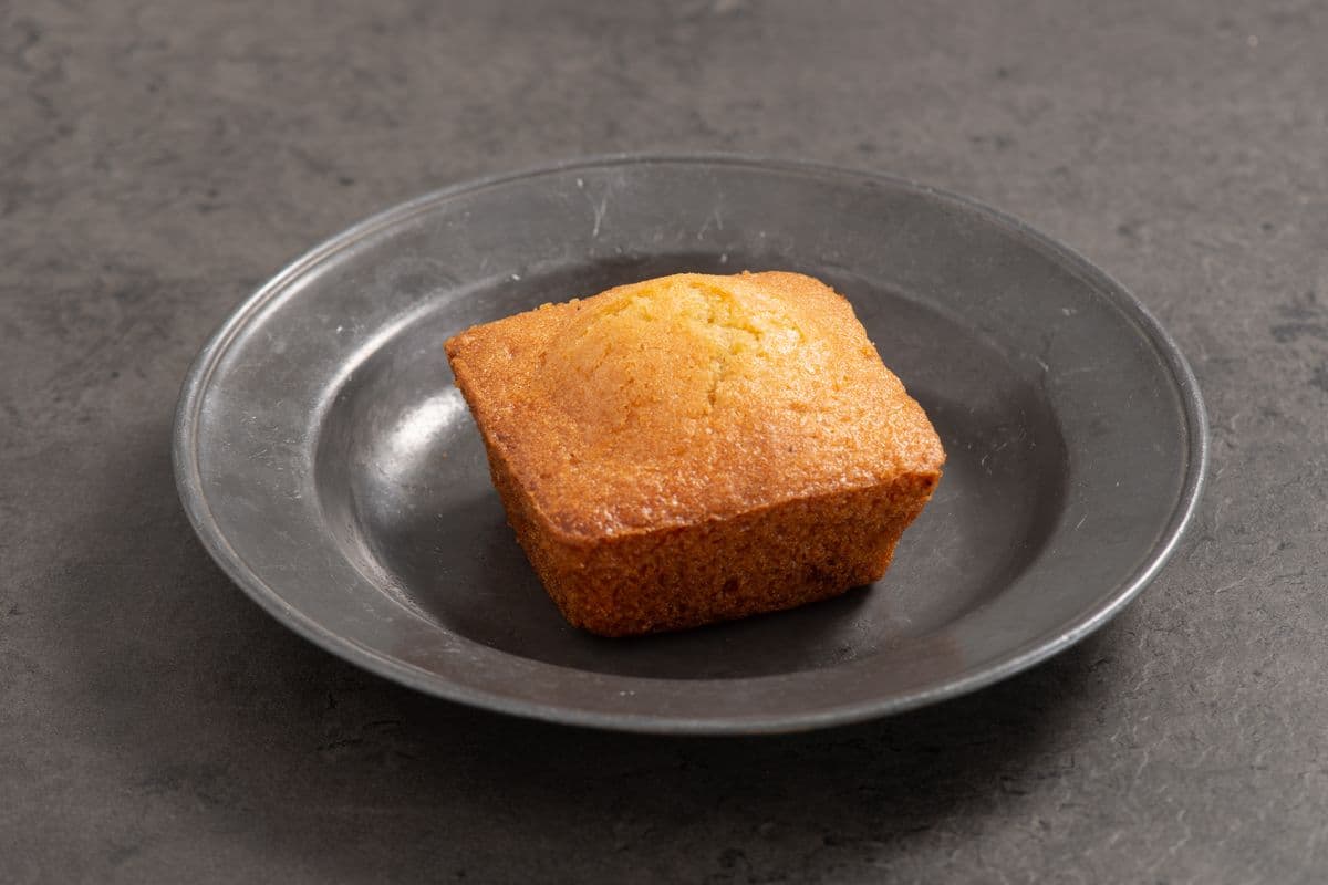 In-House Baked Cornbread (1 pc)