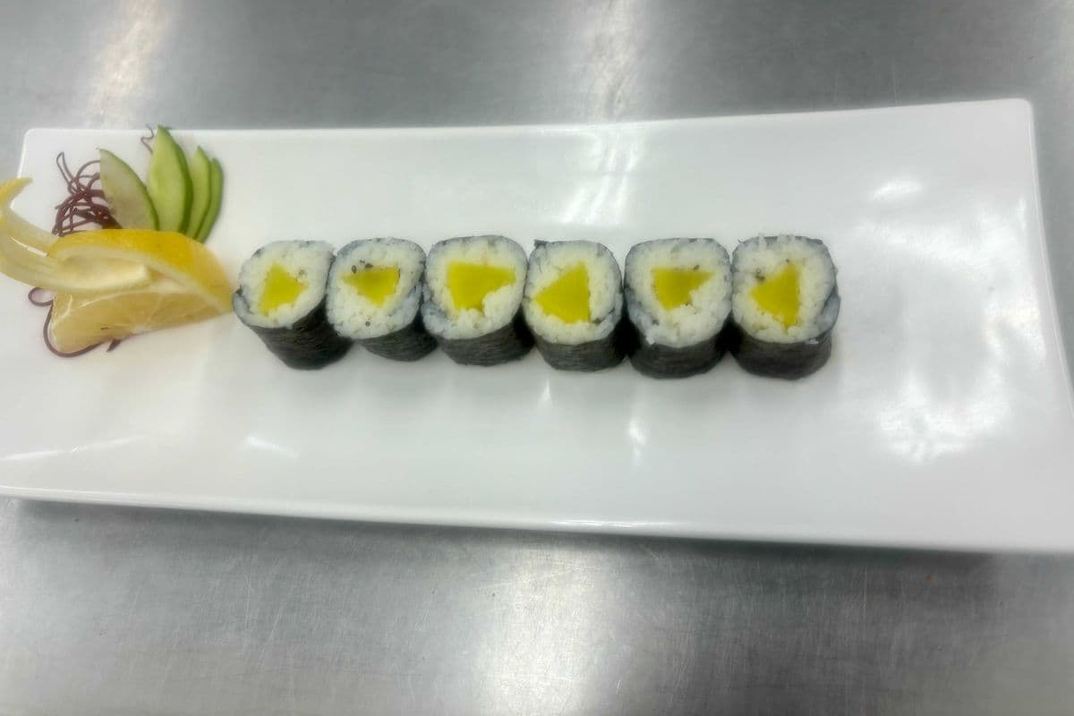 Yellow Pickled Radish Roll