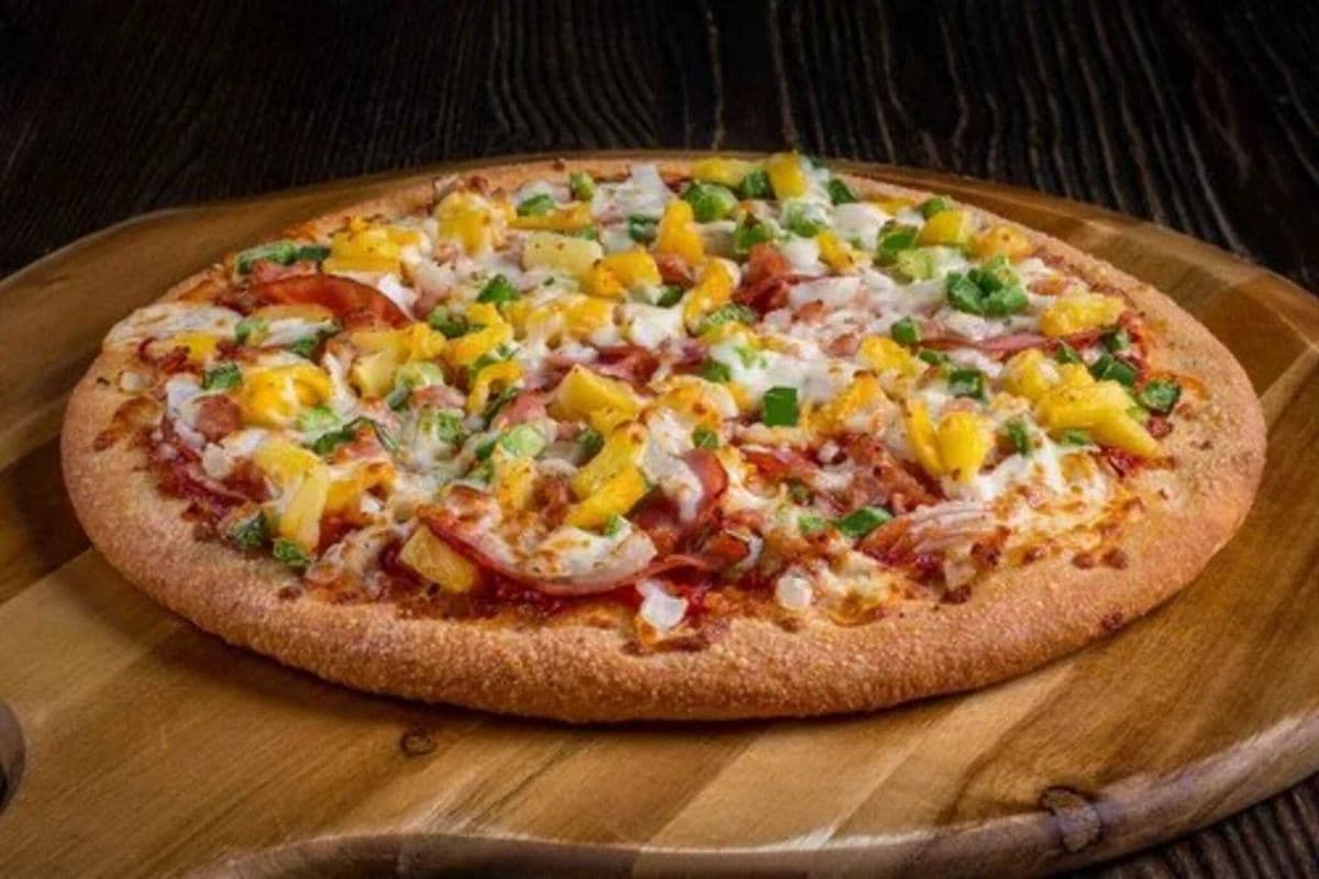 14" Aloha Deluxe Pizza