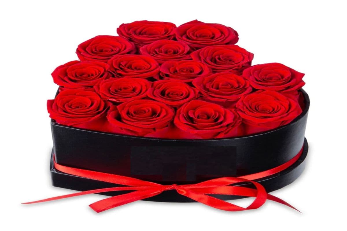 Medium Heart Shaped Box with Roses