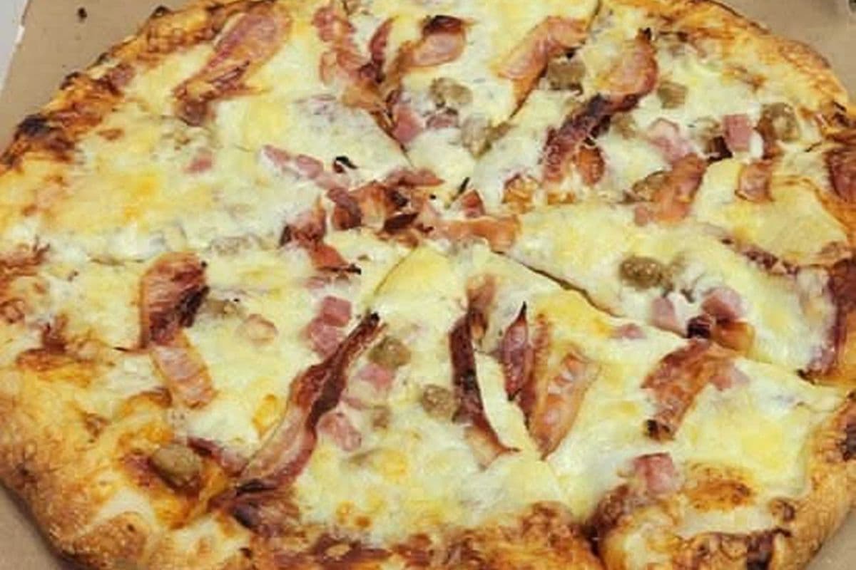 BOGO Medium Pizza — Buy 1, Get 1 Free! 🍕🍕