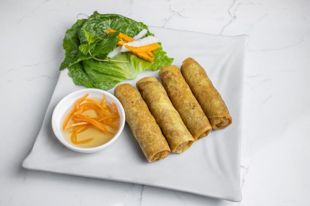 A11. Rouleaux impériaux frits / Fried spring rolls - Porc / Pork