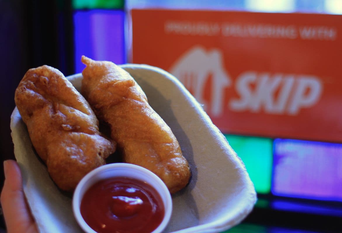 Battered Sausages (2 pcs)