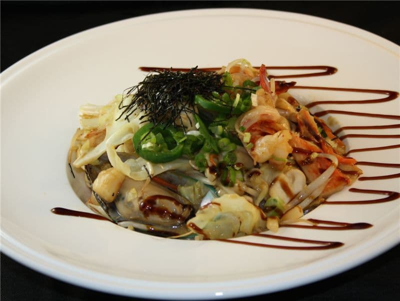 Seafood Yaki Udon