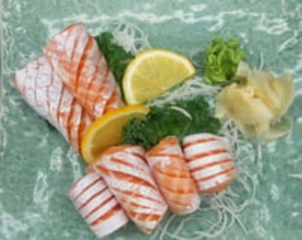 Salmon Toro Sashimi (Atlantic Salmon Belly) (6 pcs)