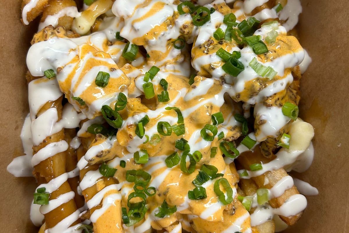 Poutine Buffalo Chicken