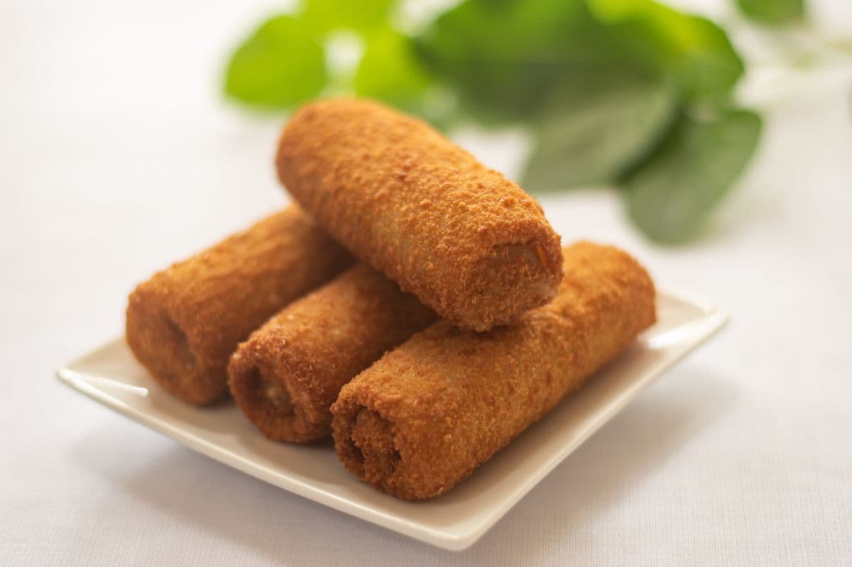 Veg Rolls (3 pcs)