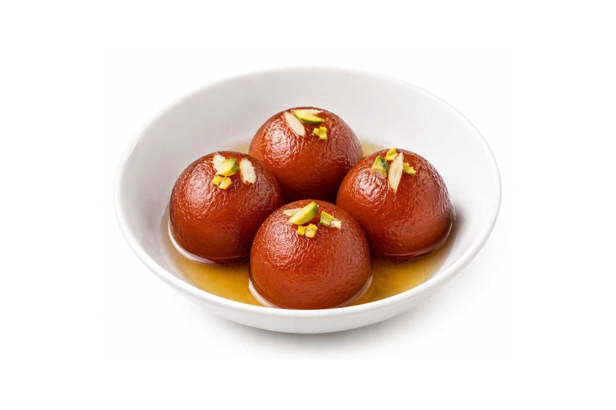 Gulab Jamun (4 Pieces)