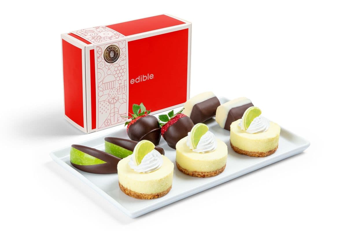 Key Lime Cheesecake & Chocolate Dipped Fruit Box