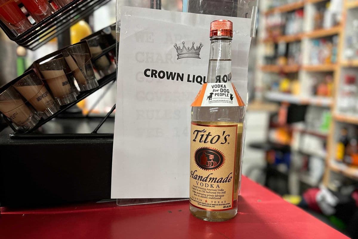 TITOS HANDMADE VODKA (1 x 750ml)