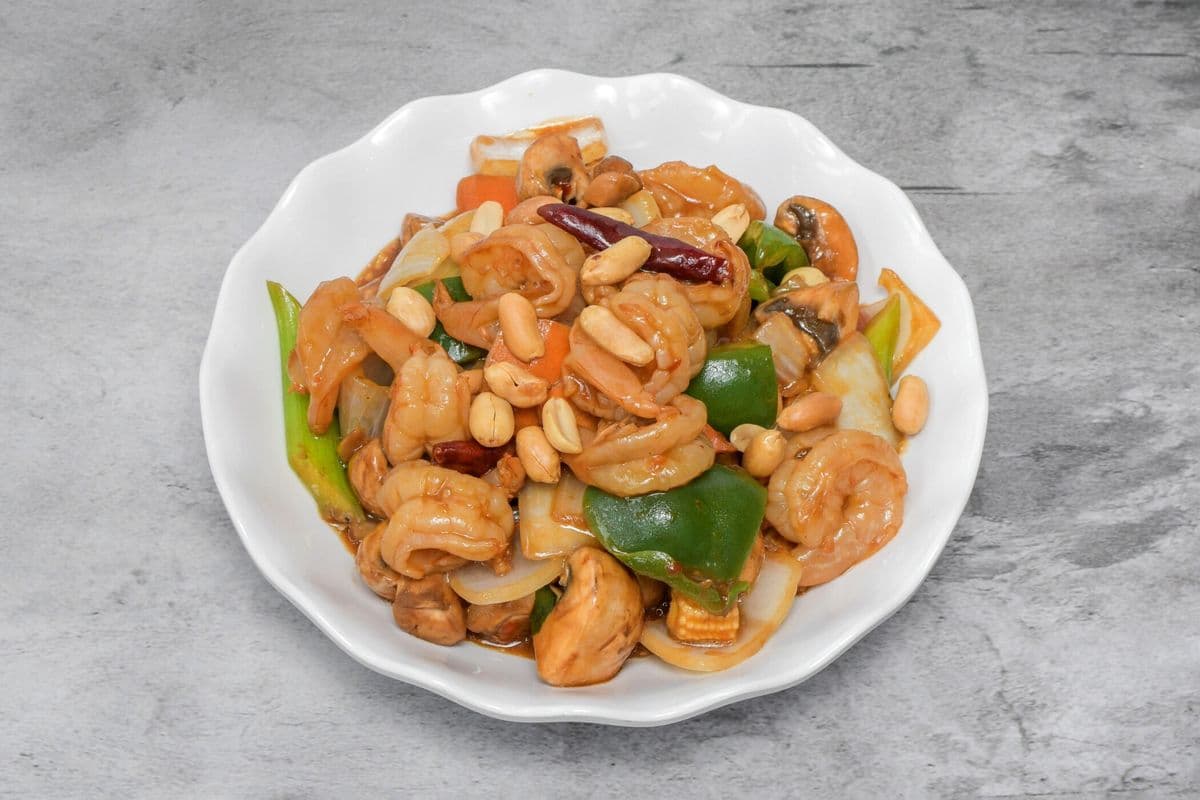 SH7. Kung Pao Shrimp