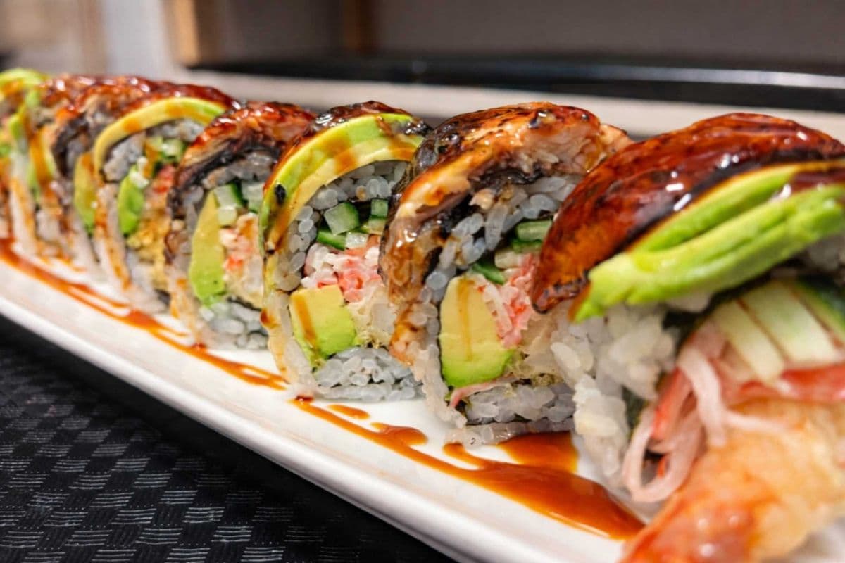 Black Dragon Roll (8 pcs)