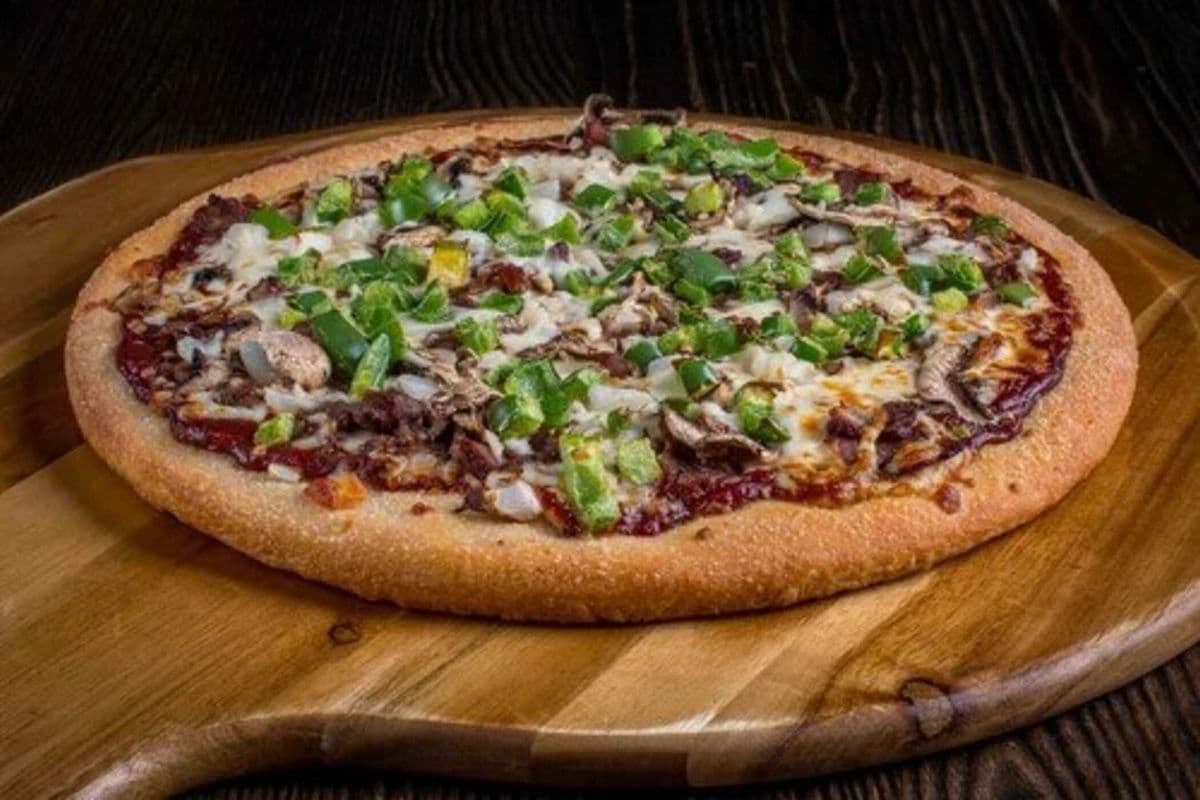 14" Steak Sizzler Pizza