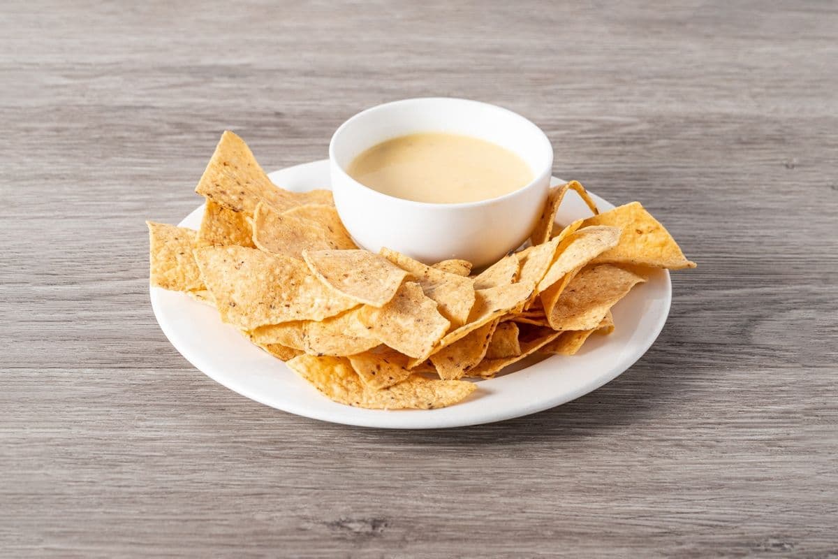 Cheesedip and Chips
