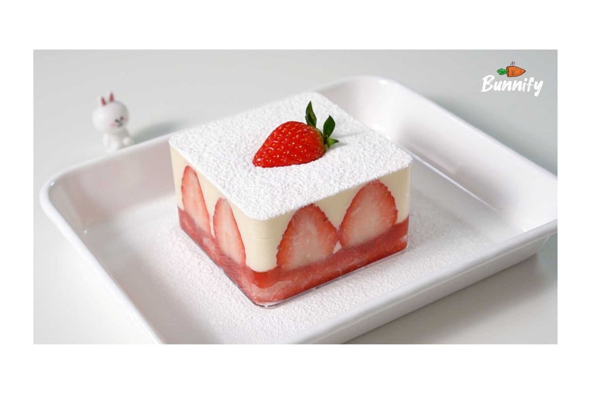 Strawberry Tiramisu