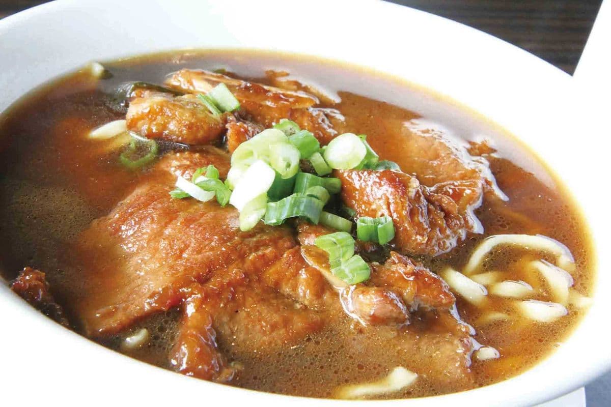 Noodle Soup with Shanghai Style Pork Chop 上海大排麵
