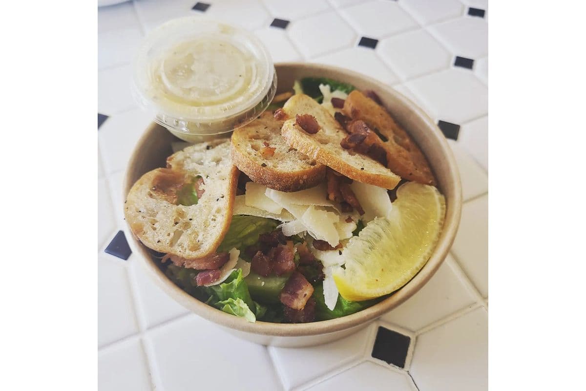 Roasted Garlic Side Salad