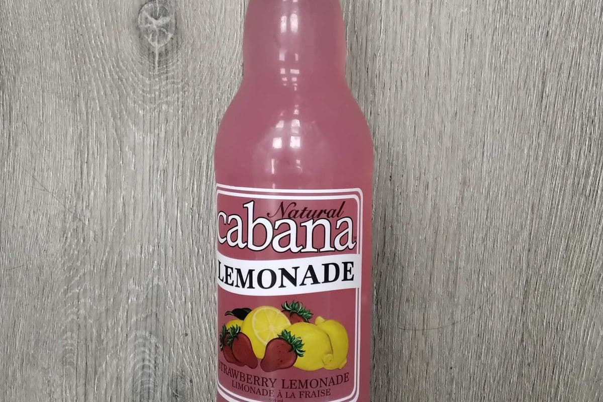 Cabana strawberry lemonade (591ml)
