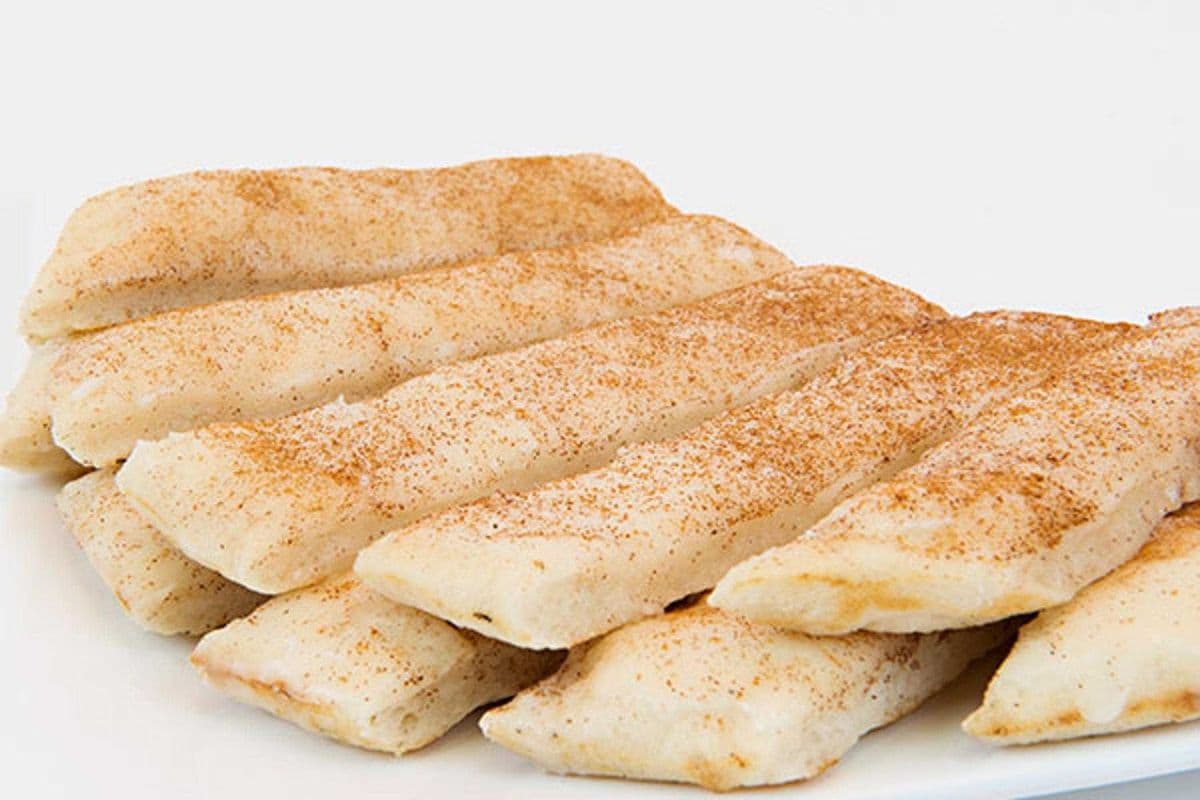 Cinnamon Wedgie