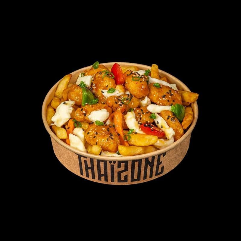 Poutine Poulet Tao à l’orange / Orange Chicken Tao Poutine / Poutine de Pollo General Tao a la naranja