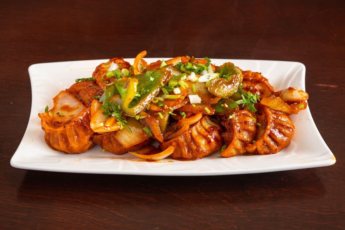 Chilli Veg Momos