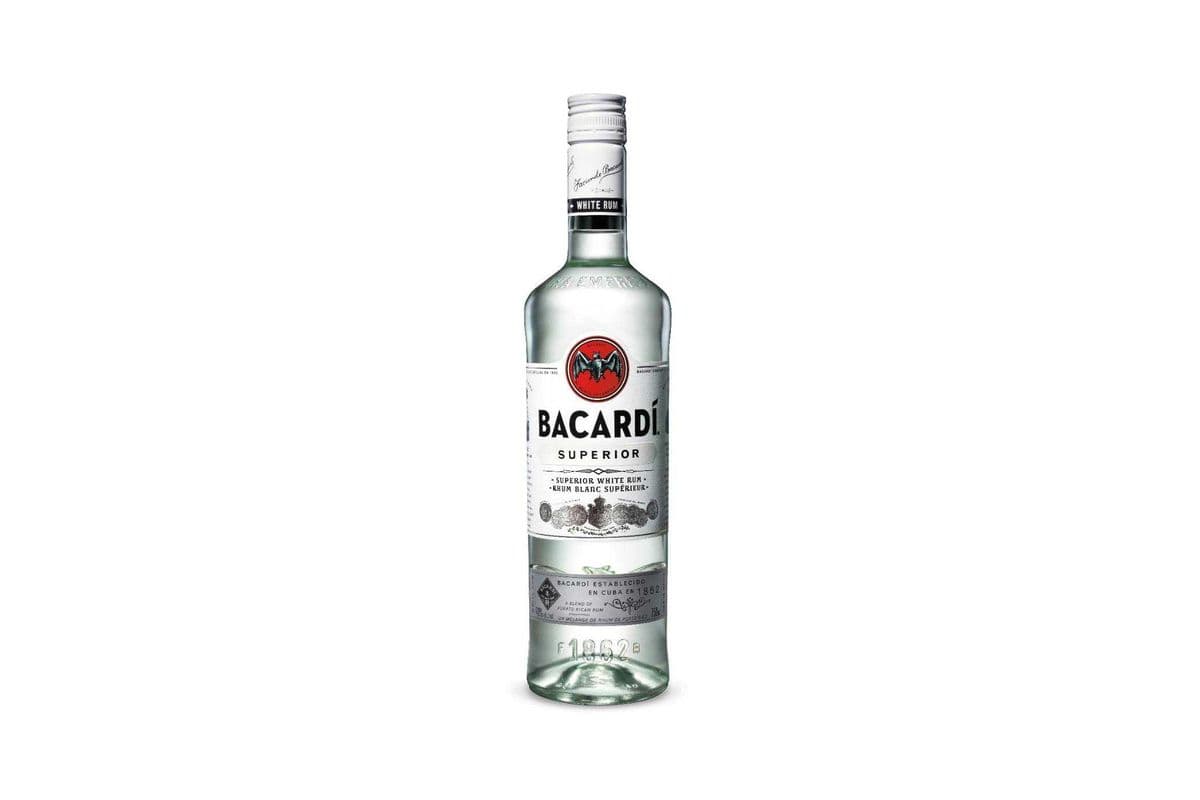Bacardi White (1 x 750 ml)
