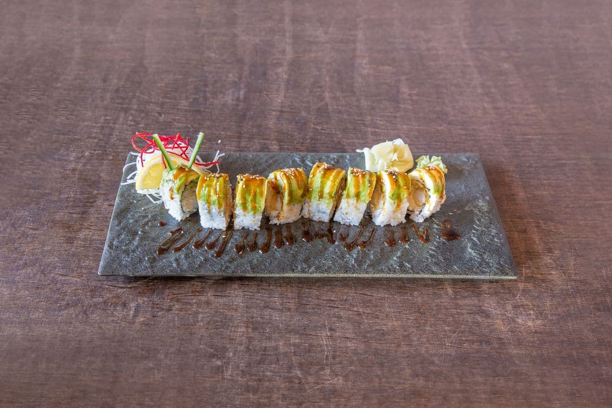 Caterpillar Roll (8 pcs)