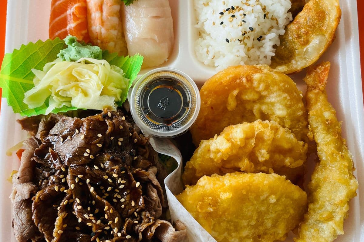 Bento B(Nigiri) Beef